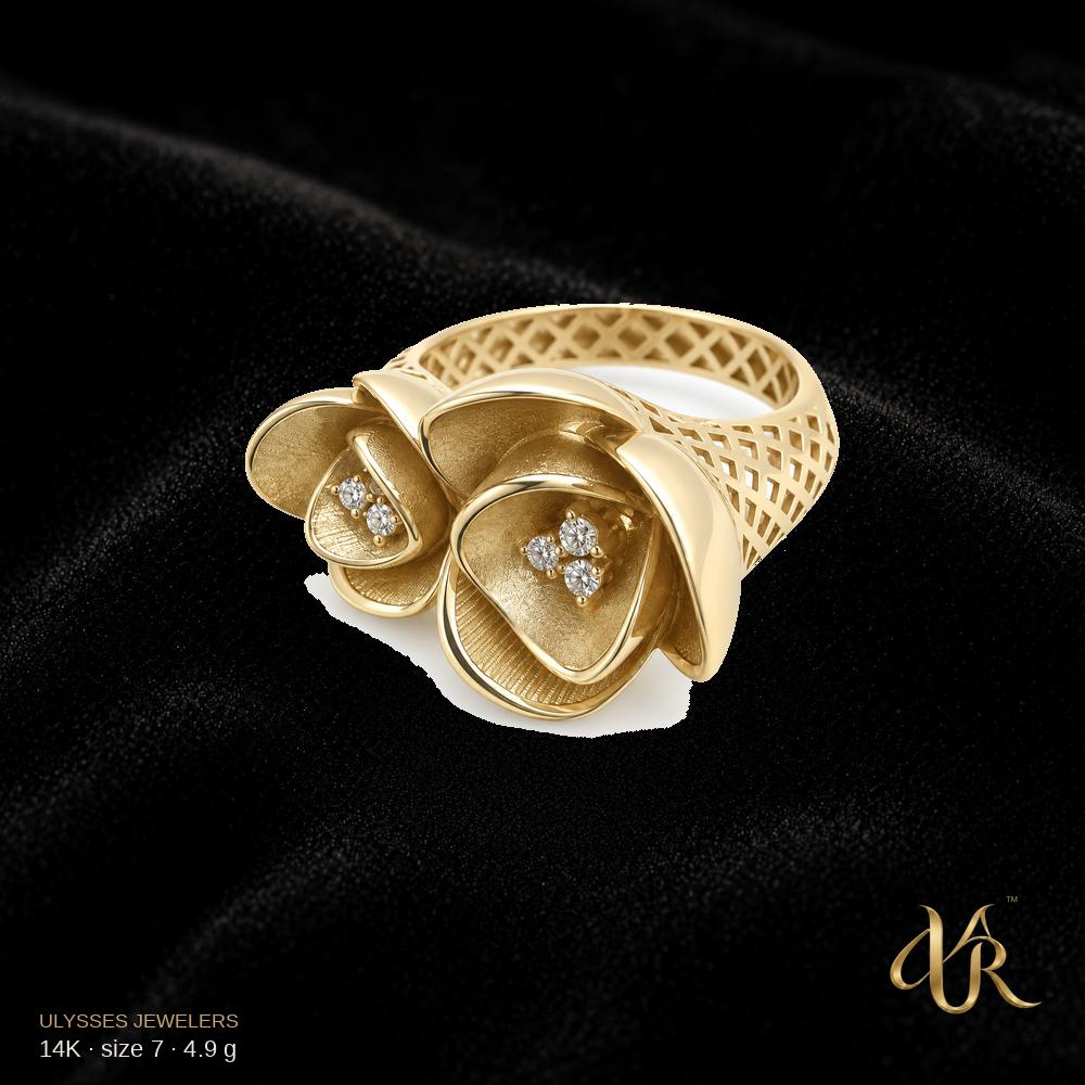 14K Women's Gold Ring, size 7, 4.9 g
