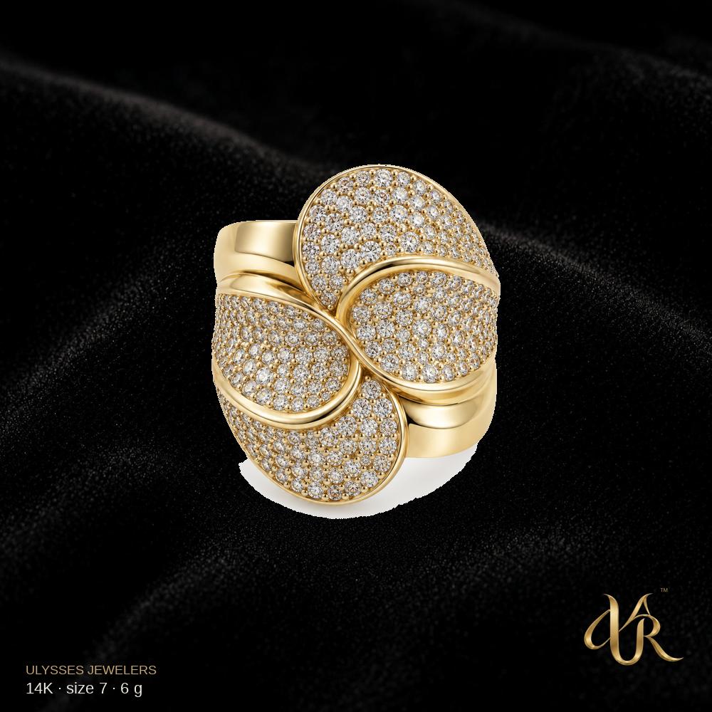 14K Women's Gold Ring, size 7, 6 g