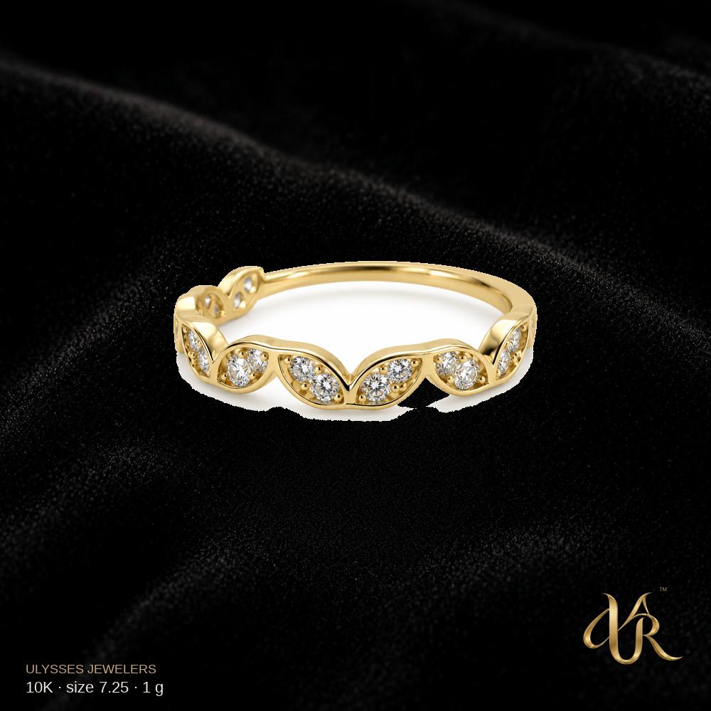 10K Women's Gold Ring, size 7.25, 1 g