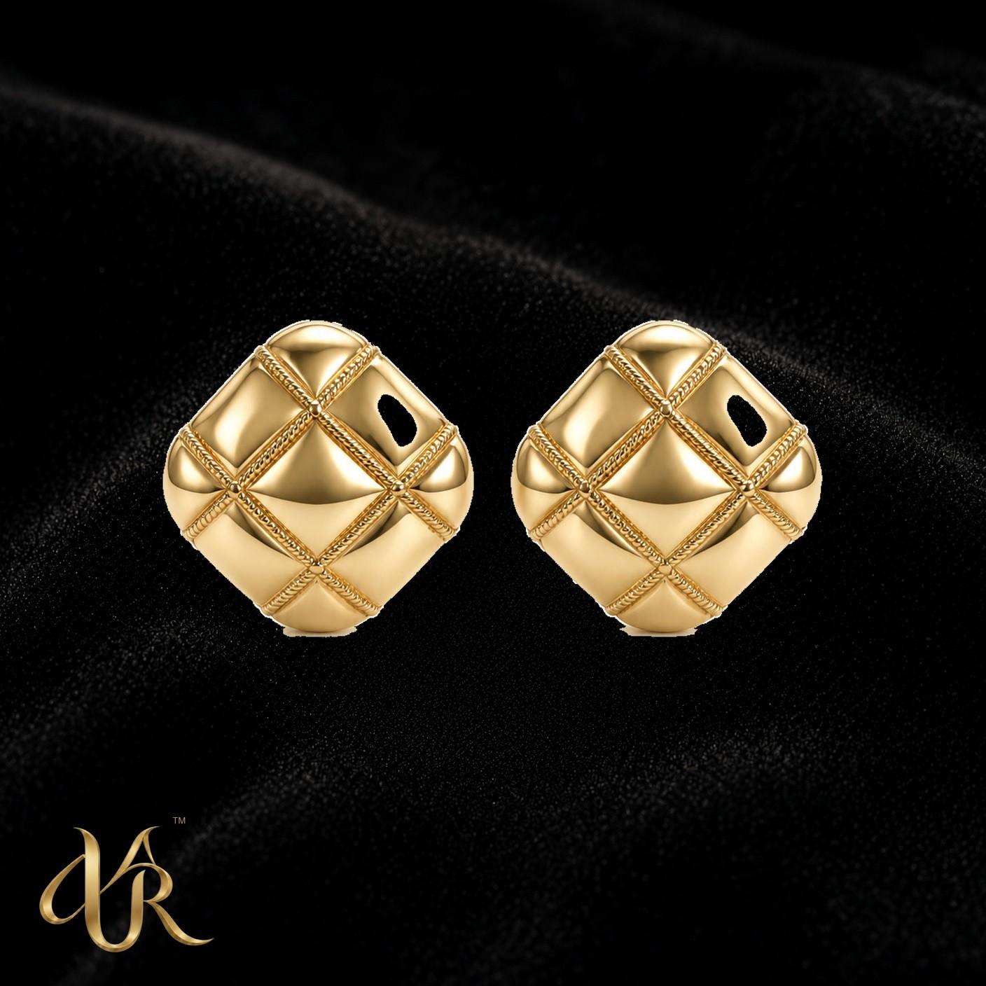 Quilted studs